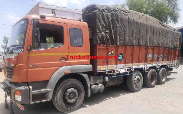 BharatBenz 3123 Images